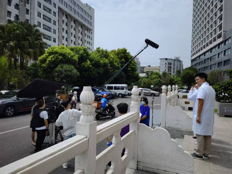 凤山县广告片拍摄公司低成本实现高规格制作的诀窍